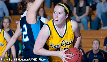 Women's Basketball Prevails in Low-Scoring Competition