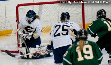 Offense Powers Women's Hockey to Playoff Win
