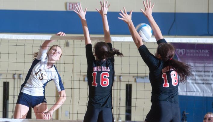 Volleyball Rolls to Ninth Straight Win