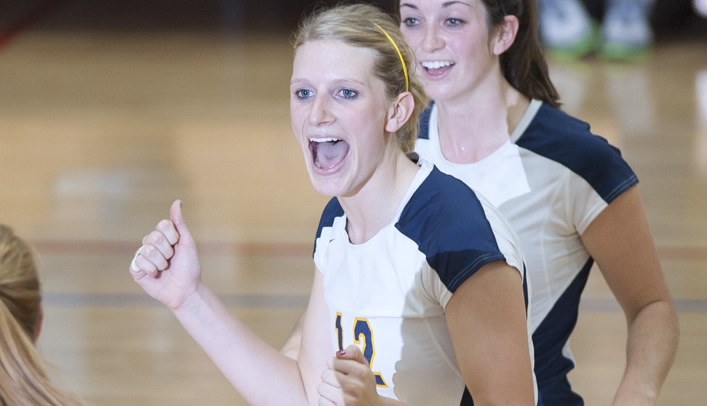 Amici Leads Volleyball with WIAC Player of the Year Honors