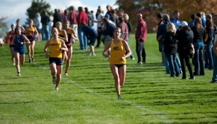 Women's Cross Country Finishes Second at Regionals; Qualifies for Nationals