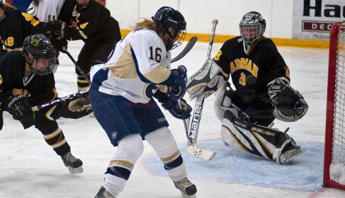Blugolds Take First Loss of The New Year