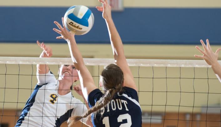 Volleyball Opens WIAC Schedule with 3-0 Win over Stout