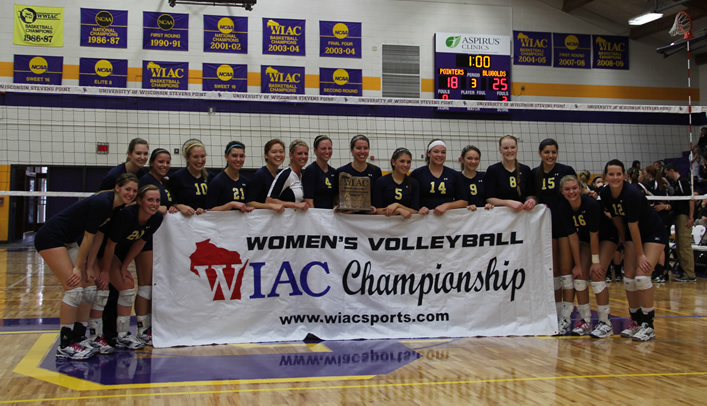 Volleyball Wins WIAC Championship Title; Earns Conference's Bid