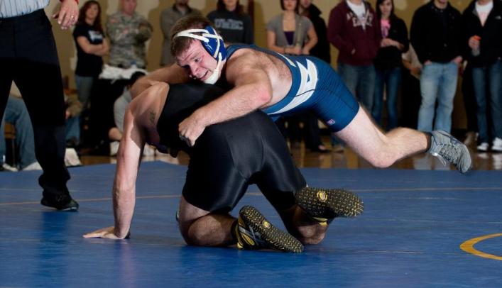 Behnke Leads Wrestlers at Candlewood Suites Duals