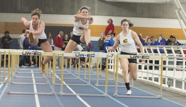 Women's Indoor Track & Field Wins Three Events at UST Invite