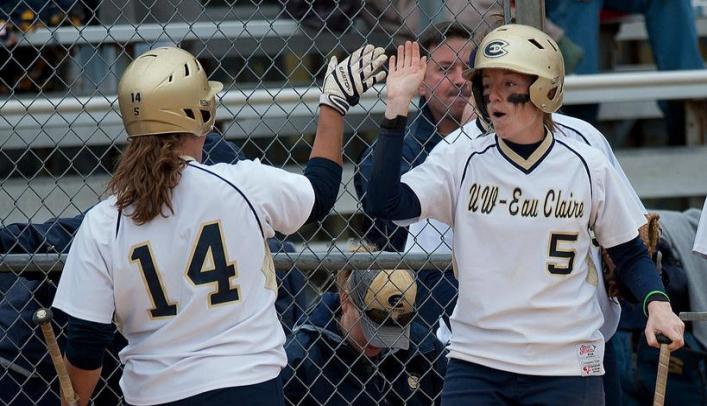 Softball on Spring Break - Blugolds Wrap up Spring Break Trip with Two More Wins