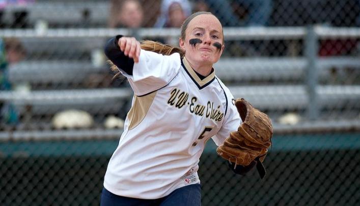 Softball on Spring Break - Blugolds Drop First Game of the Season, But Salvage Doubleheader Split