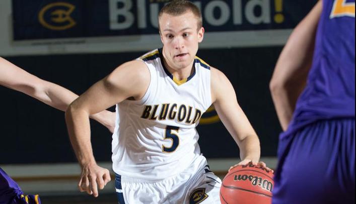 Hjelter Scores Career-High as Blugolds Beat Crown