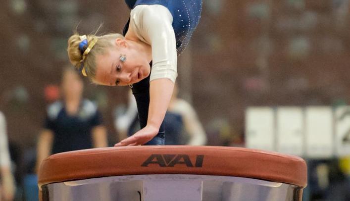 Women's Gymnastics Takes Third at University of Illinois