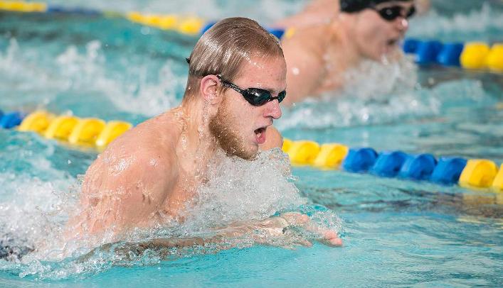 Men's Swimming & Diving Wins Eight Events against Whitewater