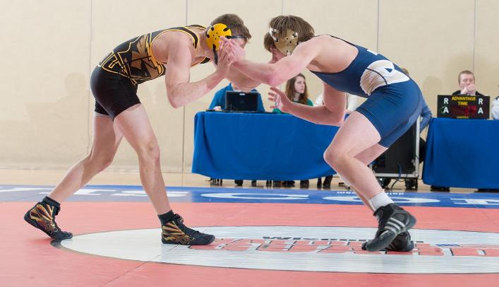 Four Wrestlers Finish in Top Five at Blugold Open
