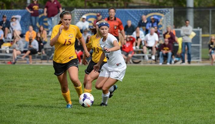Blugolds and Eagles Play to Draw in WIAC Opener