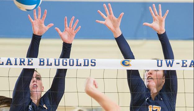 Volleyball Splits on Final Day of Fall Classic