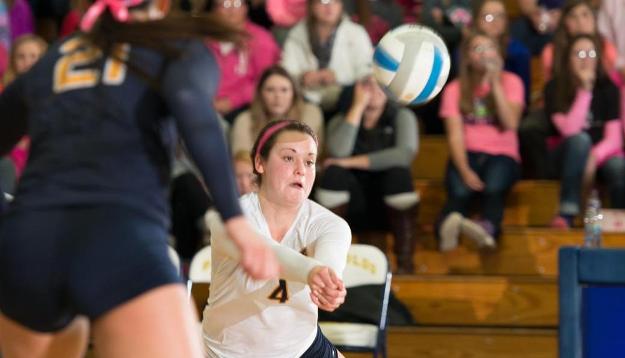 Volleyball Falls to 25th-ranked UW-Whitewater