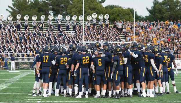 Football Preview: Blugolds to host Pointers