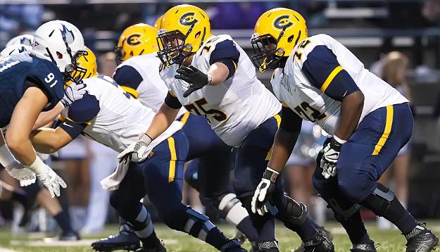 Football Preview: Blugolds to host Eagles