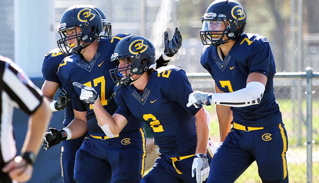 Football Preview: Blugolds travel to No. 17 Platteville