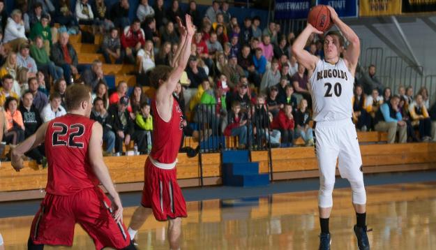 Men’s Basketball Holds Off Coe College