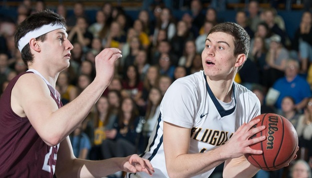 Blugolds open Holiday Classic with win over Northwestern
