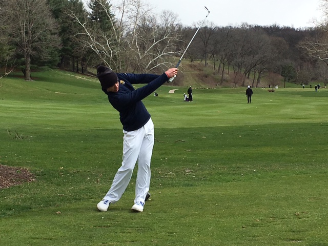 Men's Golf 8th after round 1 at Augustana Invite