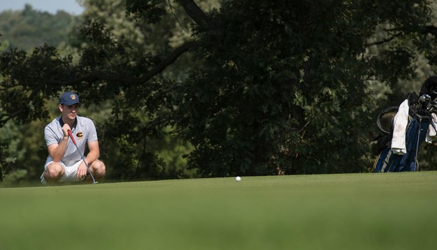 Isaacson ties for second overall, Blugolds fourth at Saint John's Invite