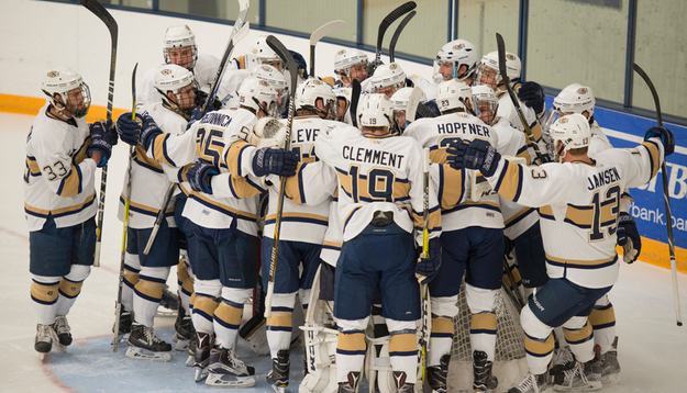 No. 5 Men's Hockey wins OT thriller over Pipers