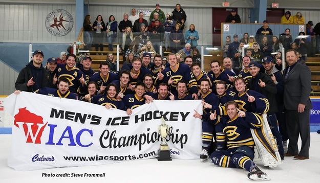 Men's Hockey takes home Commissioner's Cup with 3-2 win over UWSP