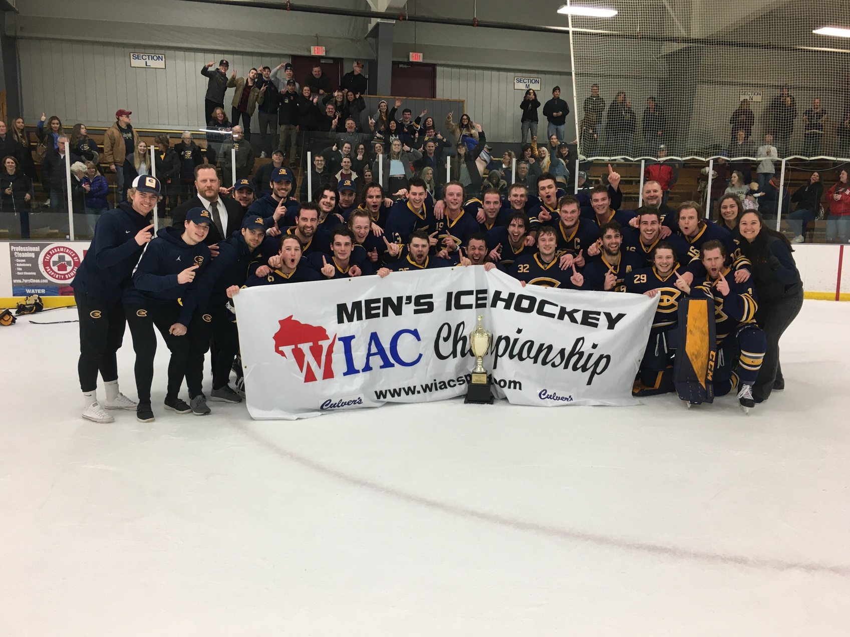 Men's hockey completes comeback to capture Commissioner's Cup Title
