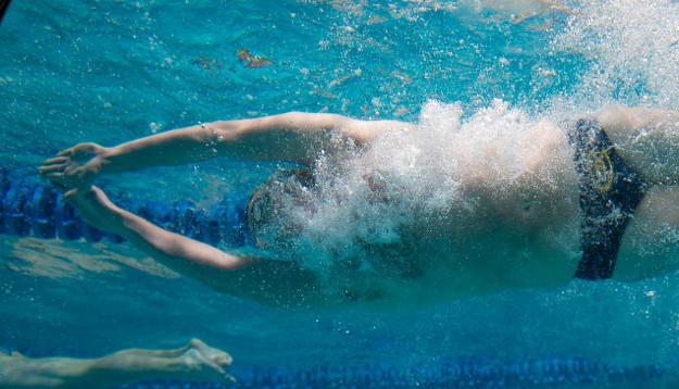 Men's Swim & Dive Comes Up Short Against UWL