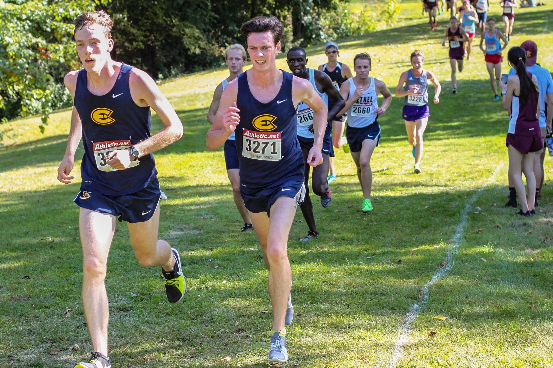 Treacy finishes 2nd overall, Blugolds 4th as a team at Augsburg Invite