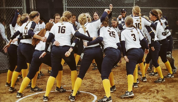 Ten Blugolds earn NFCA All-America Scholar-Athlete honors