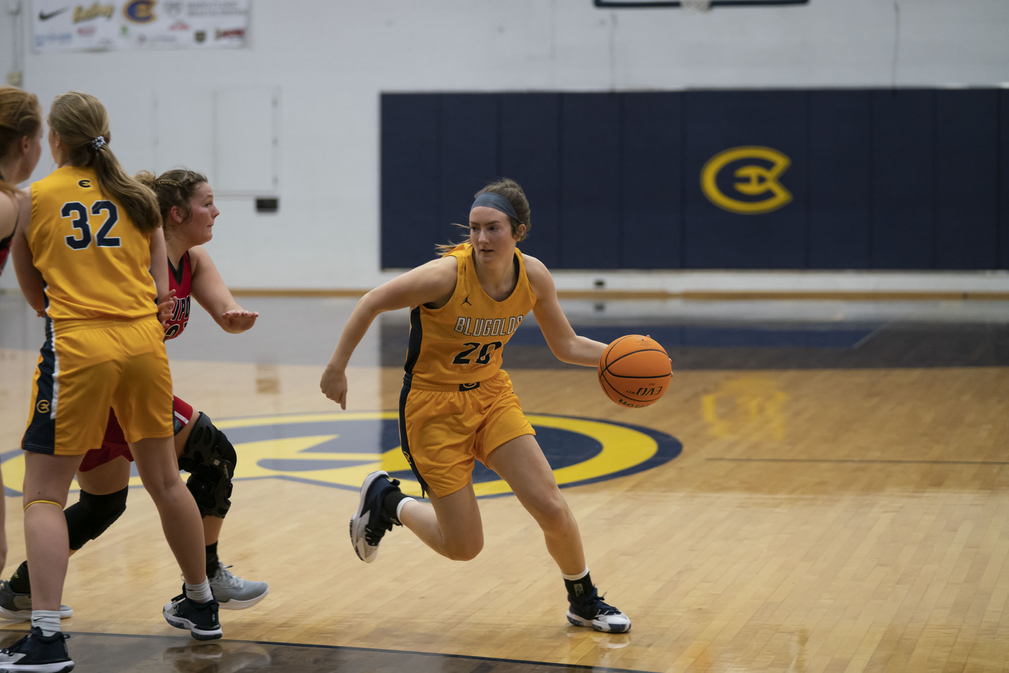 Women's Basketball Storms Past No. 3 Trine in Upset at Home