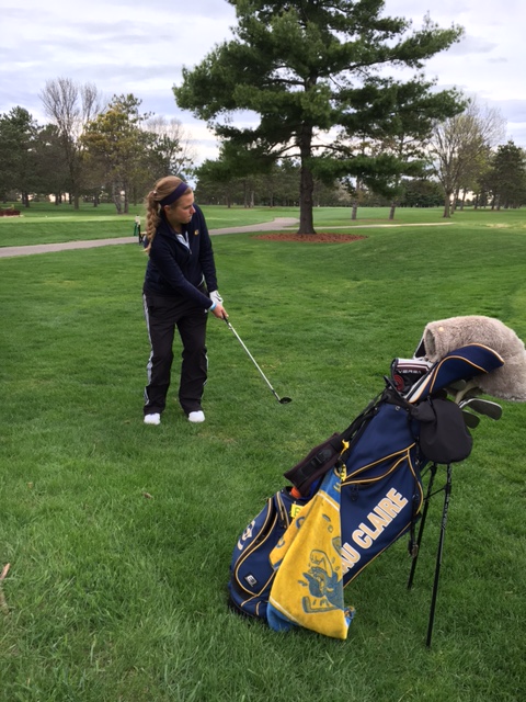 Women's Golf 6th after round one of Carleton Invite