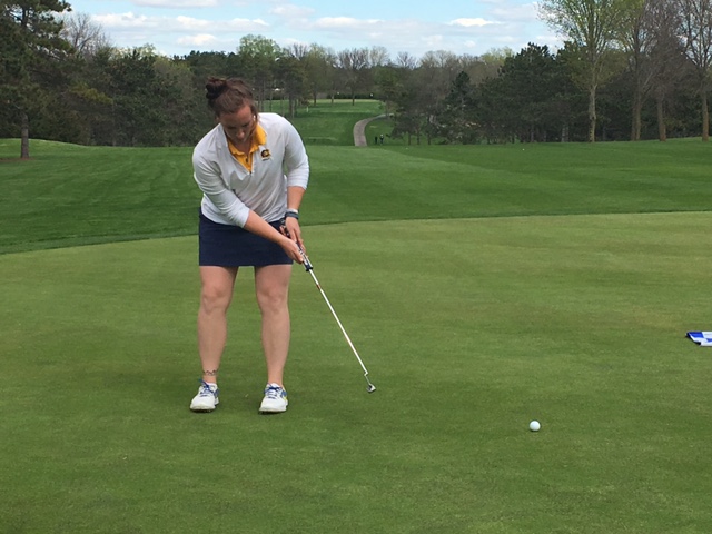 Women's Golf finishes 9th at Carleton Invite