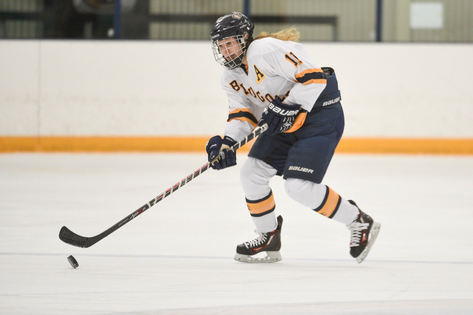 Blugolds take down Foresters in OT