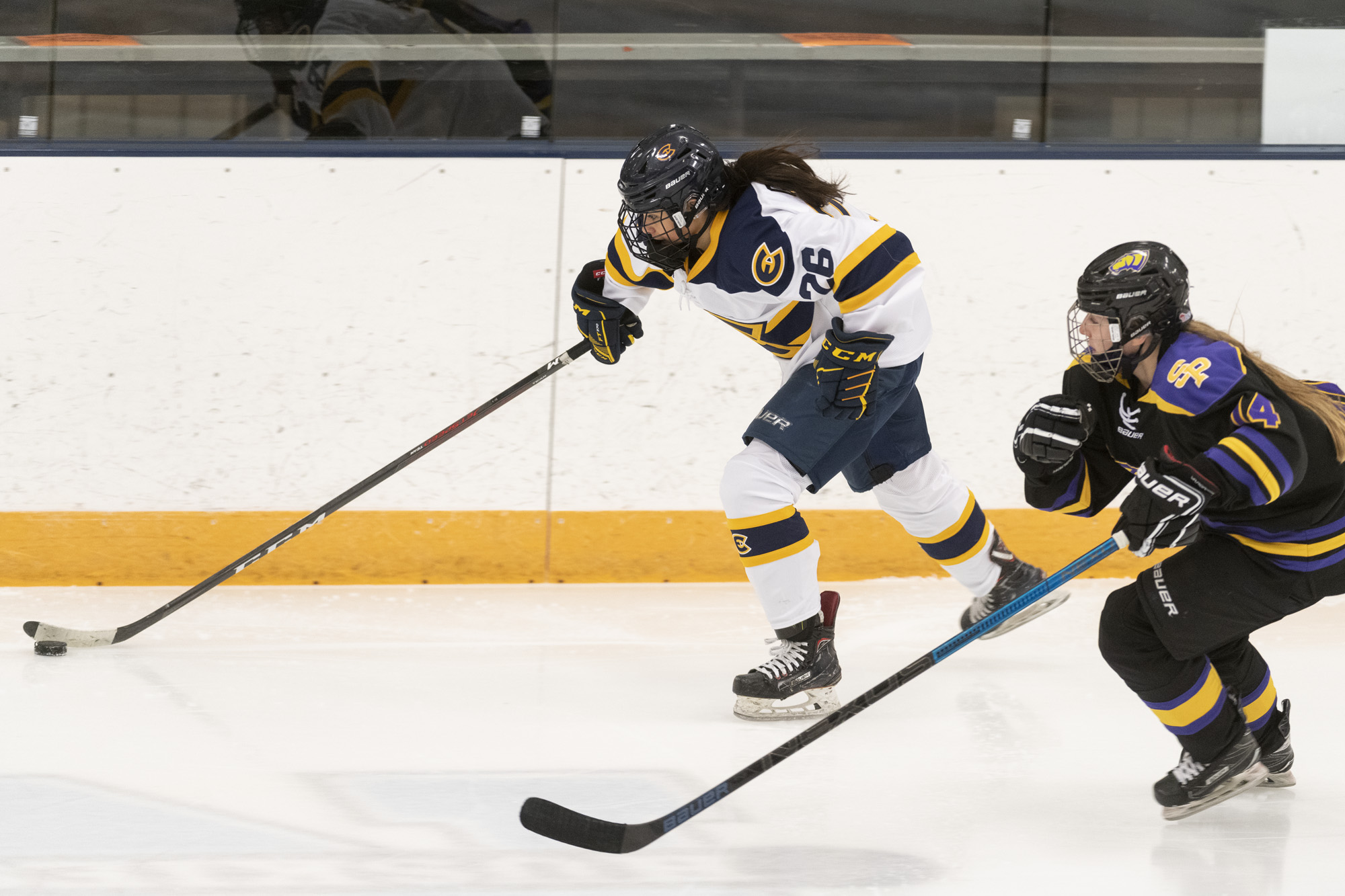 Blugolds score late to earn first win of the season