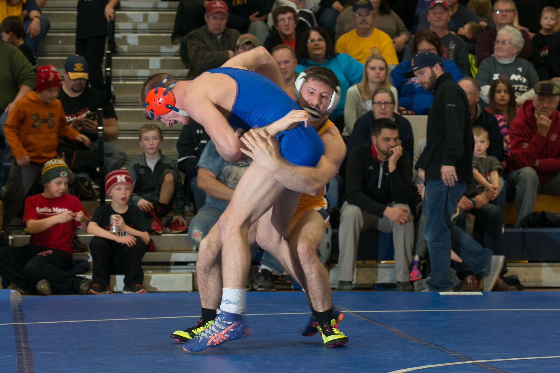 WIAC Championships: Blugolds Wrestling Finishes in 5th Place