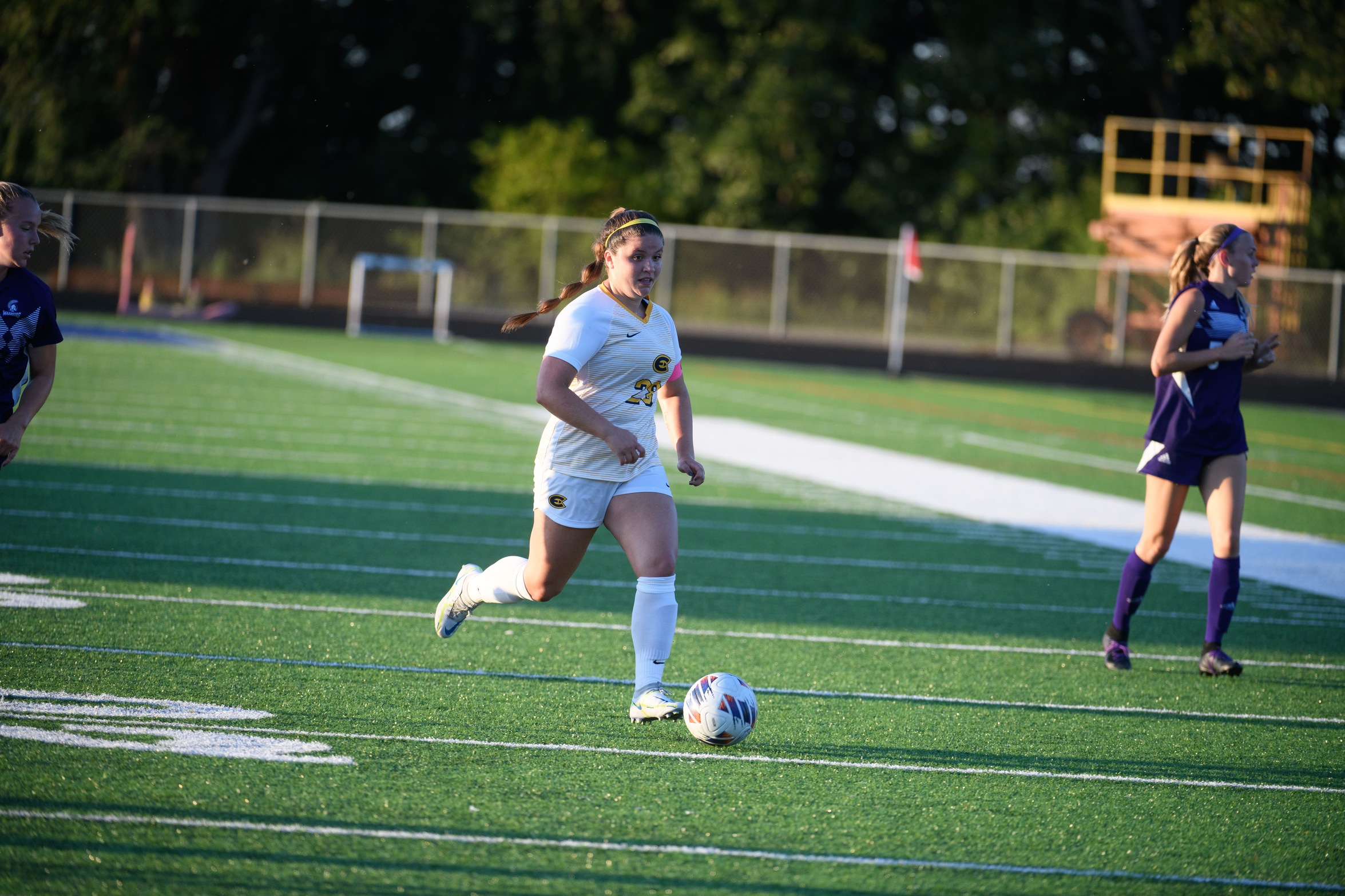 Blugolds Finish Out Regular Season With Draw