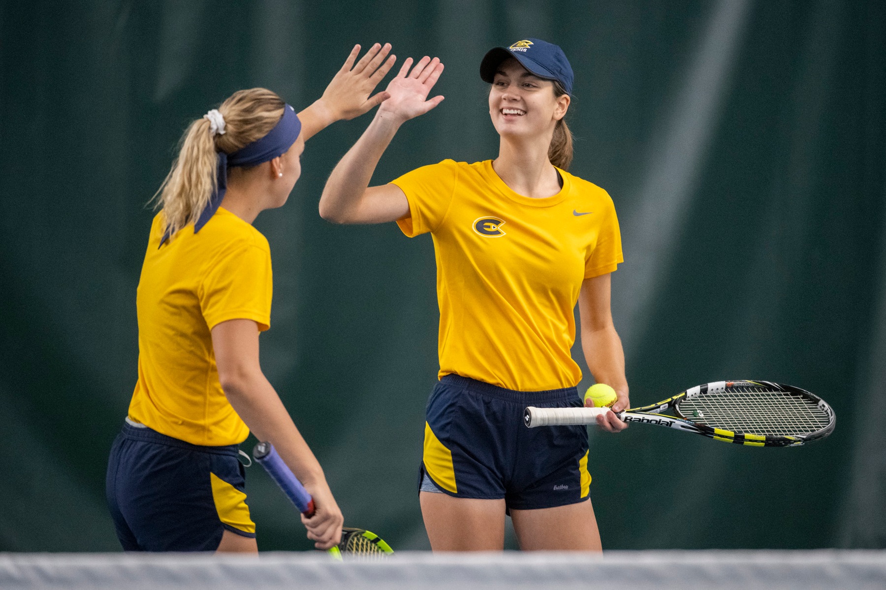 Blugolds Compete at ITA Midwest Regional Championships