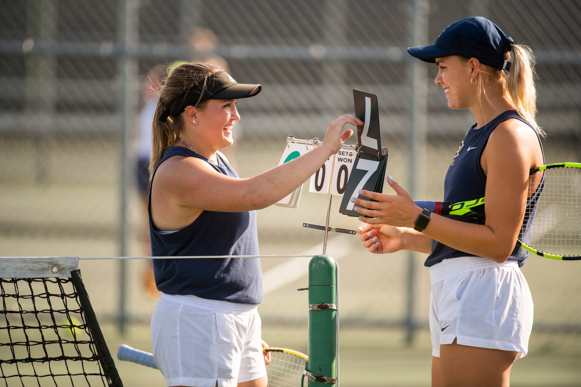 Women's Tennis Sweeps the Blue Devils at Home
