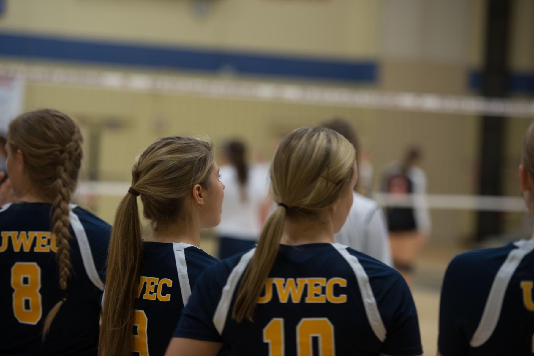 Blugolds Complete Crossover Tournament with 3-1 Record