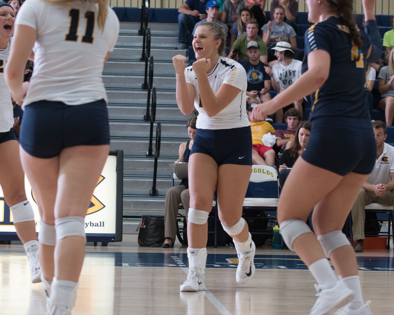 Homecoming victory for Blugolds Volleyball over Oshkosh