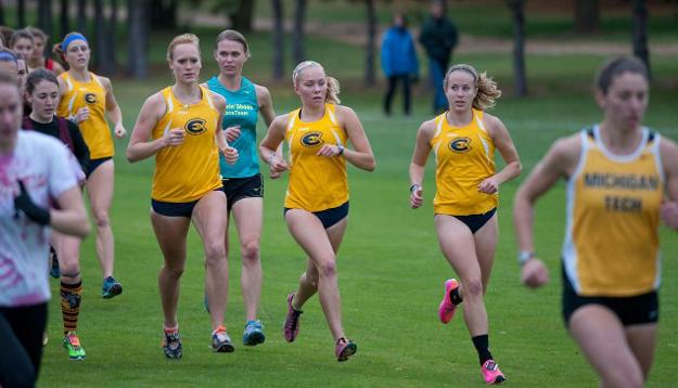 Women’s Cross Country Finishes 17th at Nationals