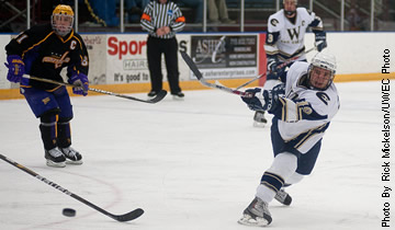Men's Hockey Season Comes to an End at Stevens Point