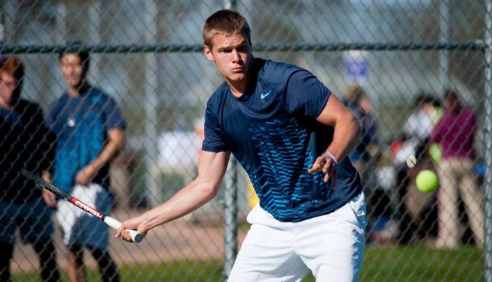 Men's Tennis Drops Home Contest to Luther