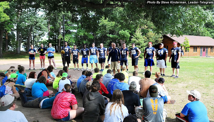 Blugold Student-Athletes Visit Camp Wabi