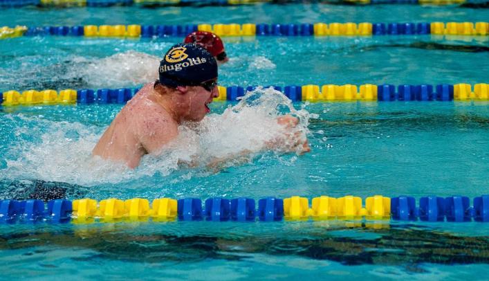 Men's Swimming & Diving Takes Fifth at Rochester Invite