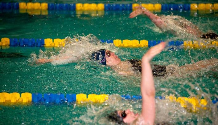 Women's Swimming & Diving Seventh at Rochester Invite