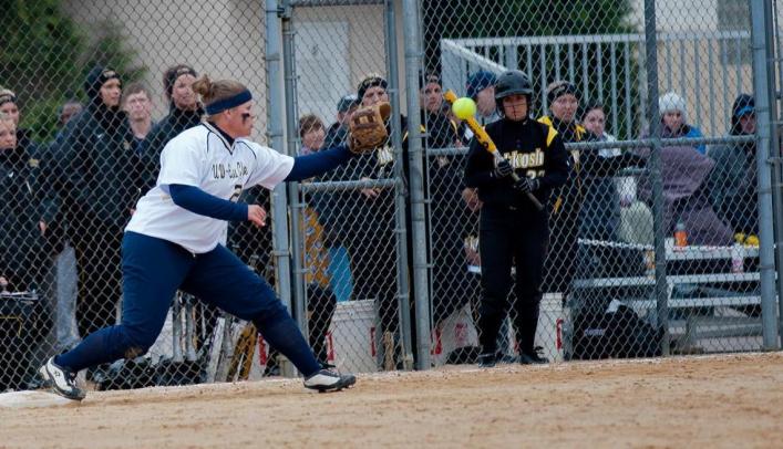Softball Ties School Record Win Streak with Two Victories over Eagles